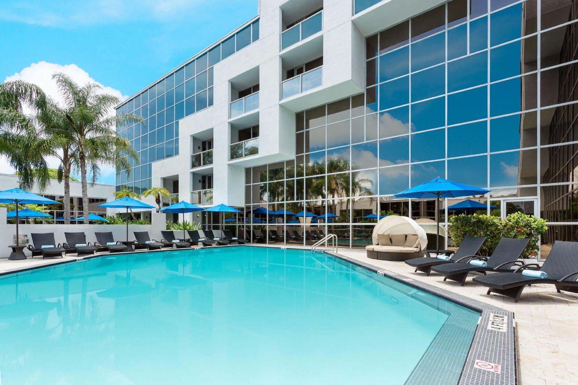 Sawgrass Grand Hotel And Suites Sports Complex Санрайз Екстер'єр фото